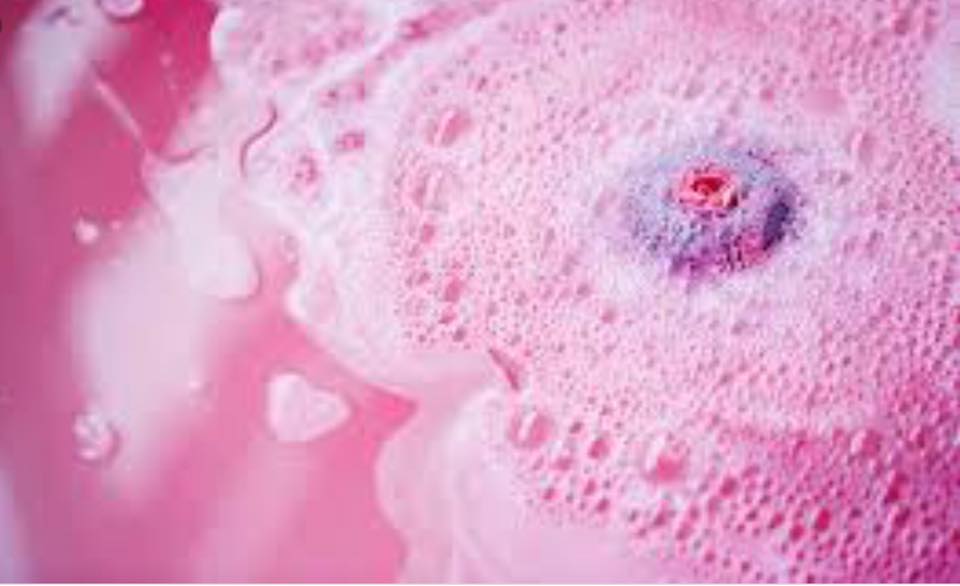 Lush Valentine Bath Bomb Event